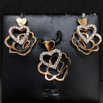 Real diamond fancy Heart pendant set by 