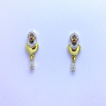 designing fancy heart gold earrings by 