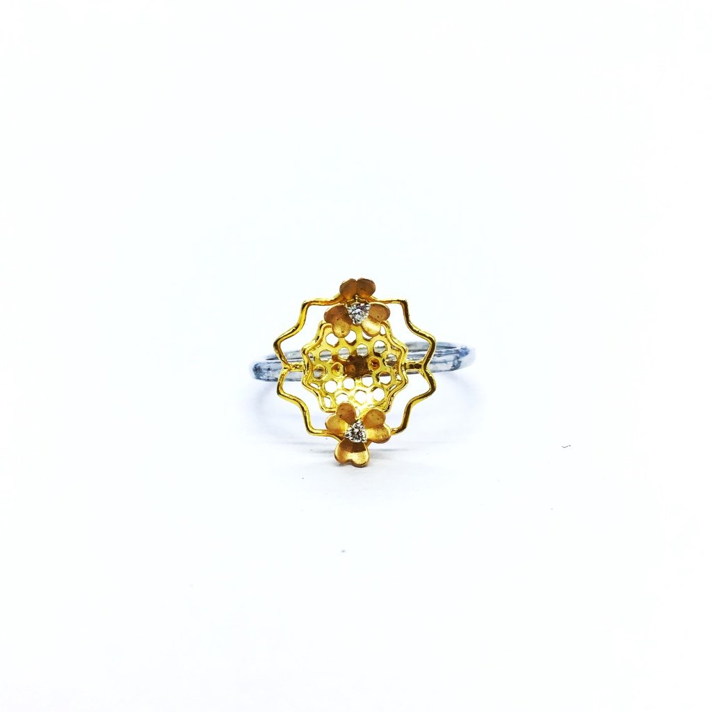 REAL DIAMOND FANCY FLOWER RING