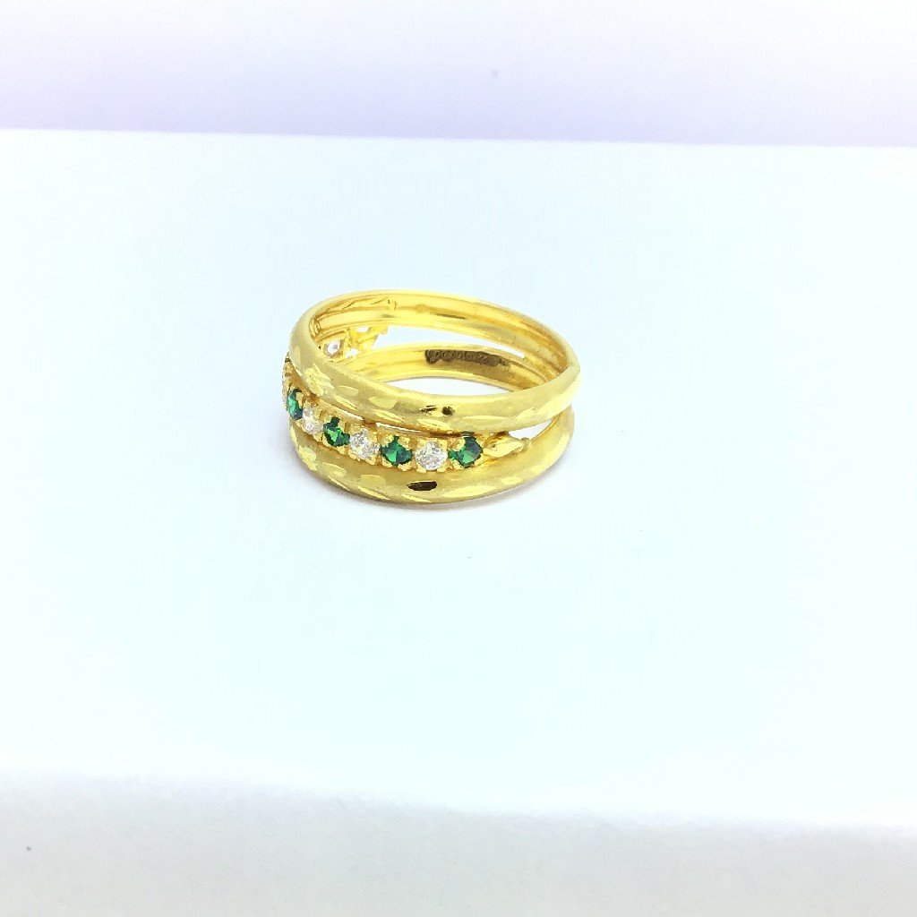 designing fancy ladies gold ring