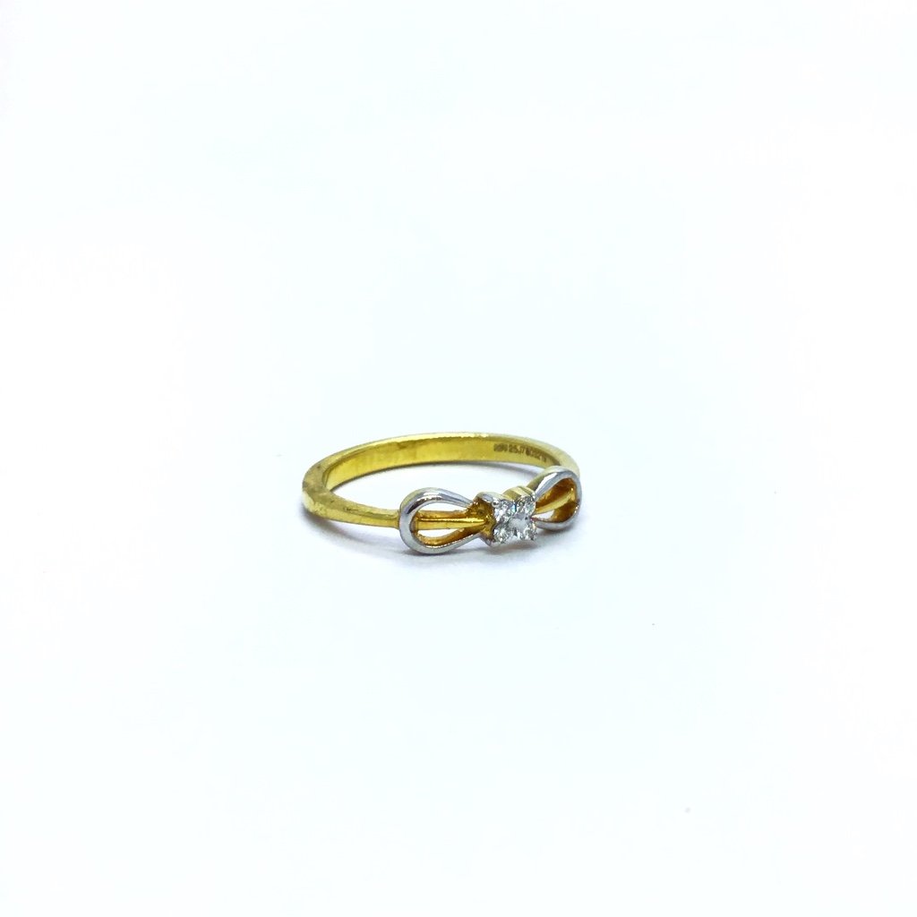 DESIGNING FANCY REAL DIAMOND RING