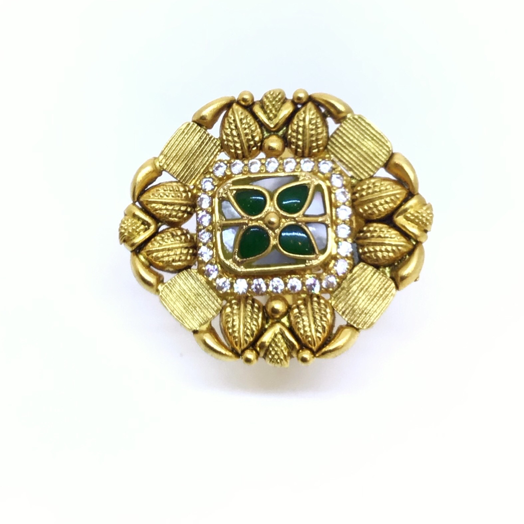 ANTIQUE GOLD RING