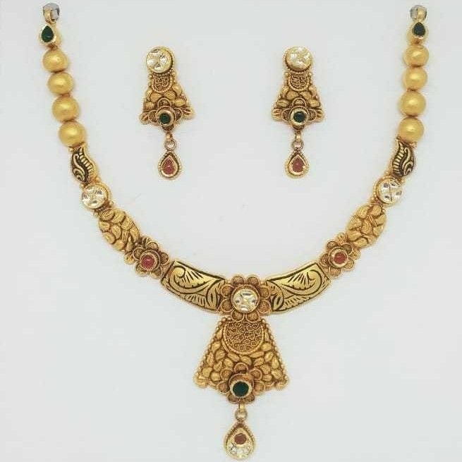 22 KT Gold Antique Set