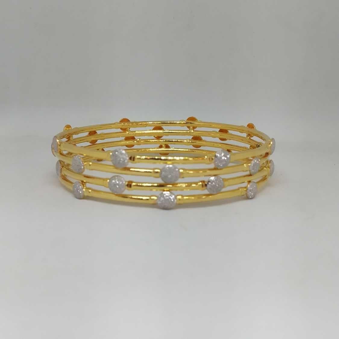 22 KT GOLD FANCY DESIGNED COPPER BANGLE