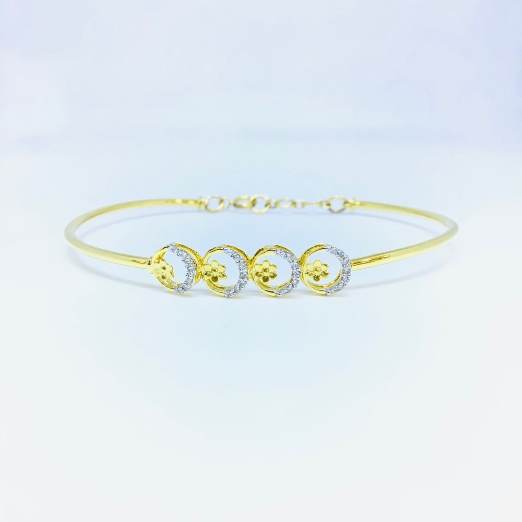 BRANDED FANCY REAL DIAMOND BRACELET