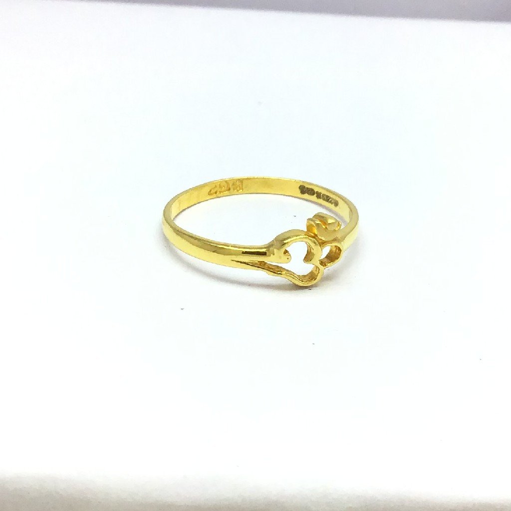 Buy quality Simple cz fancy ladies ring lrg -0033 in Ahmedabad