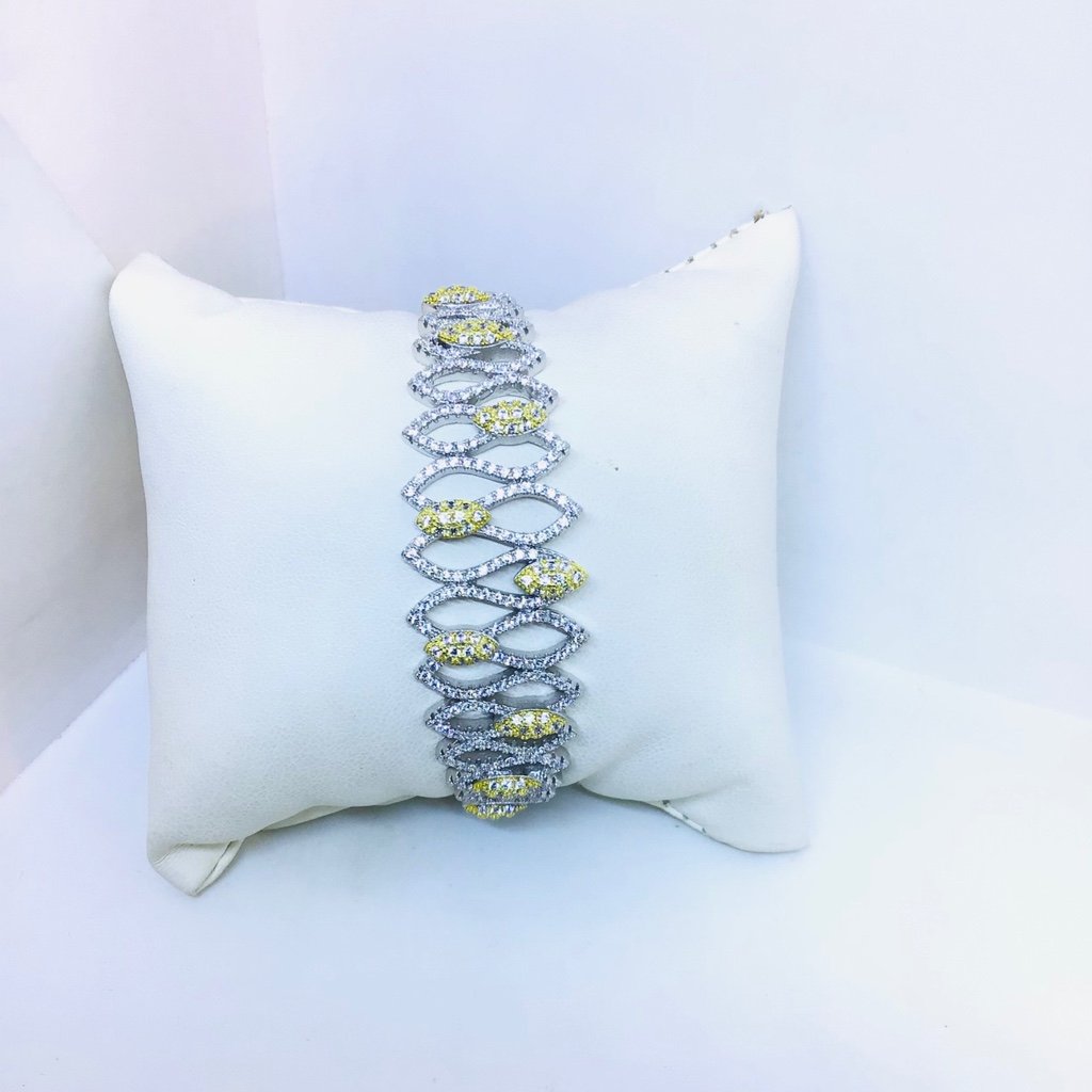 BRANDED 925 BRACELET FOR LADIES