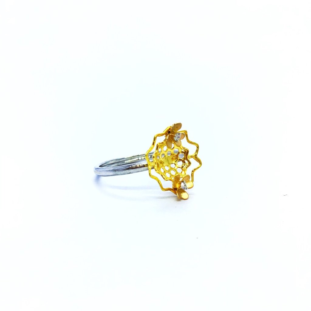 REAL DIAMOND FANCY FLOWER RING