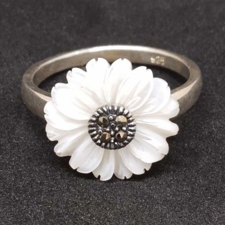 925 Sterling Silver White Flower Ladies Ring