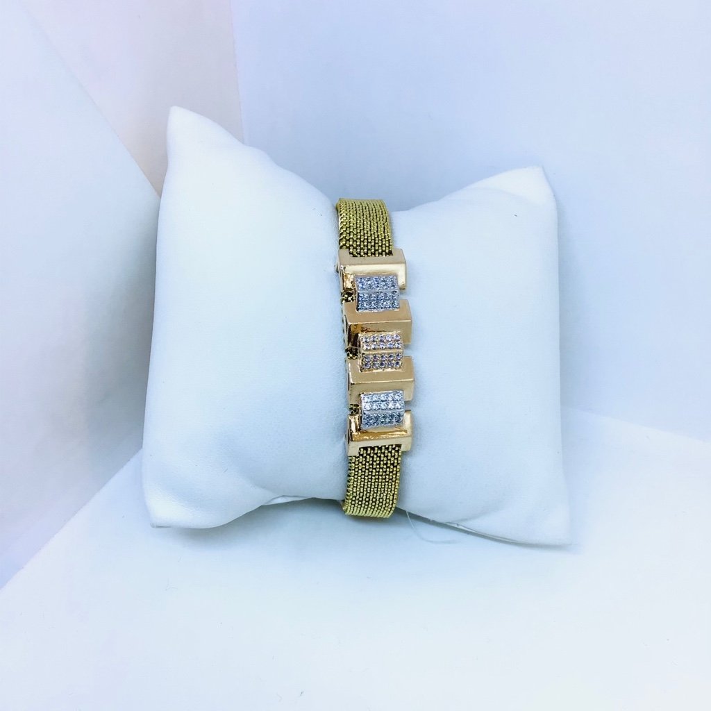 DESIGNING FANCY ROSE GOLD BRACELET