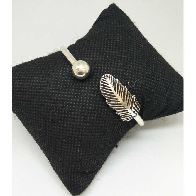 925 Sterling Silver OXIDES SIMPLE LEAF DESIGNED BRACELET