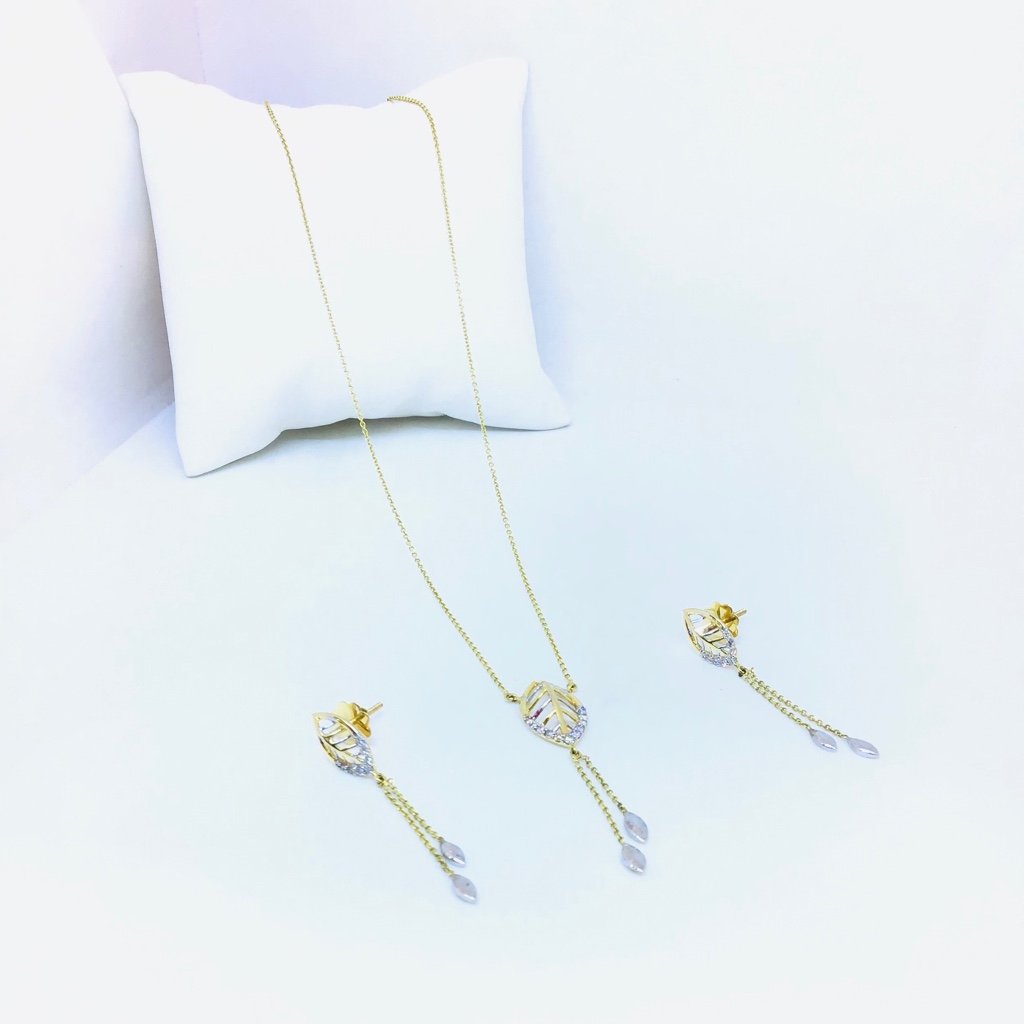 REAL DIAMOND FANCY NECKLACE
