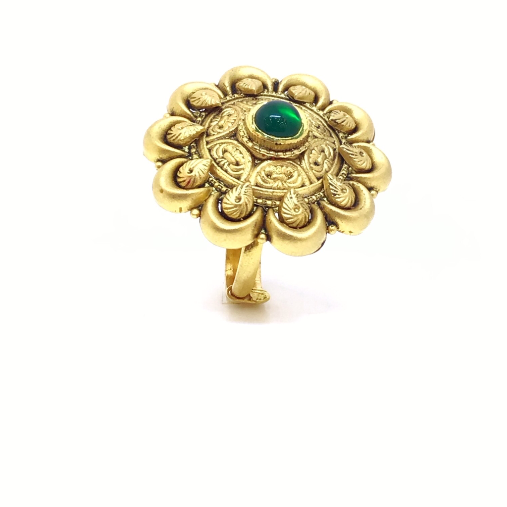 ANTIQUE GOLD RING