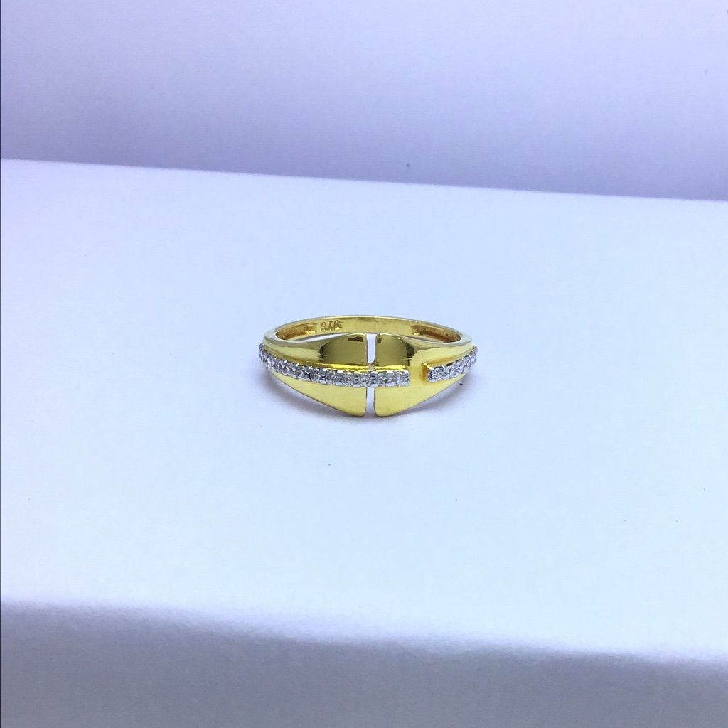 designing fancy ladies gold ring