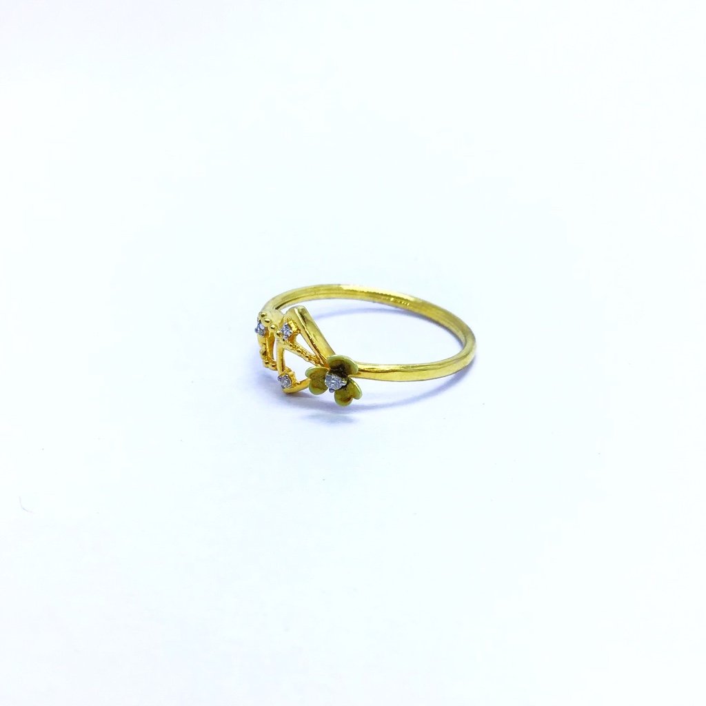 REAL DIAMOND FANCY FLOWER RING