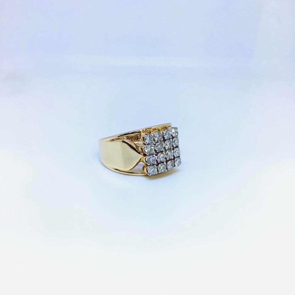 REAL DIAMOND FANCY RING