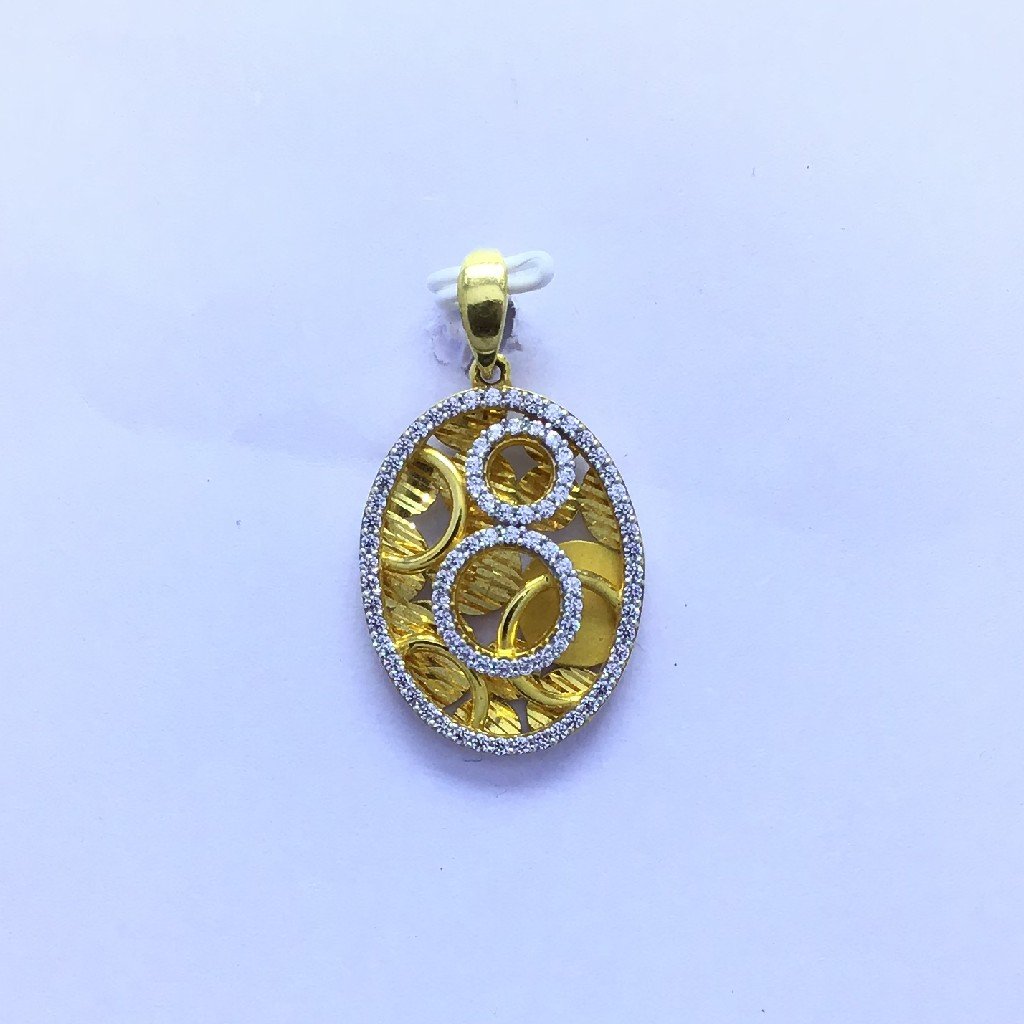 BRANDED FANCY GOLD PENDANT