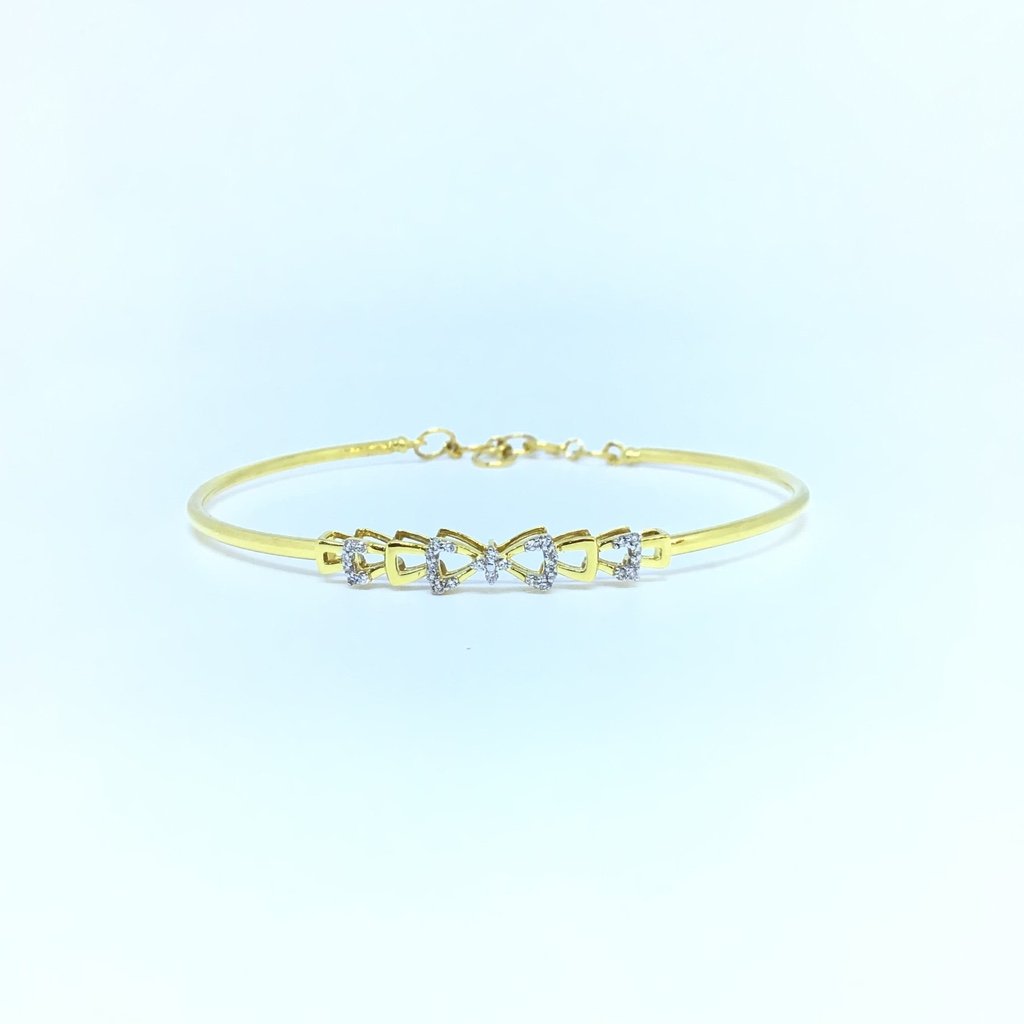 Real Diamonds Ladies Diamond Bracelet at Rs 375000 in New Delhi | ID:  20420746233