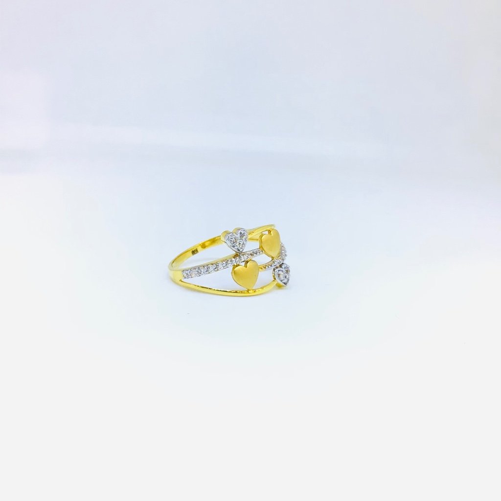 DESIGNING FANCY HEART GOLD RING