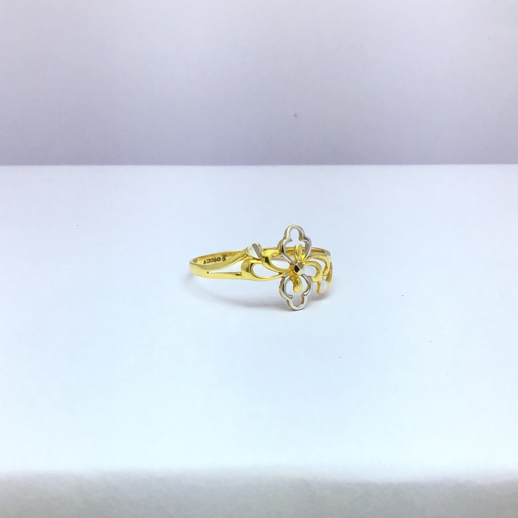 designing fancy ladies gold ring