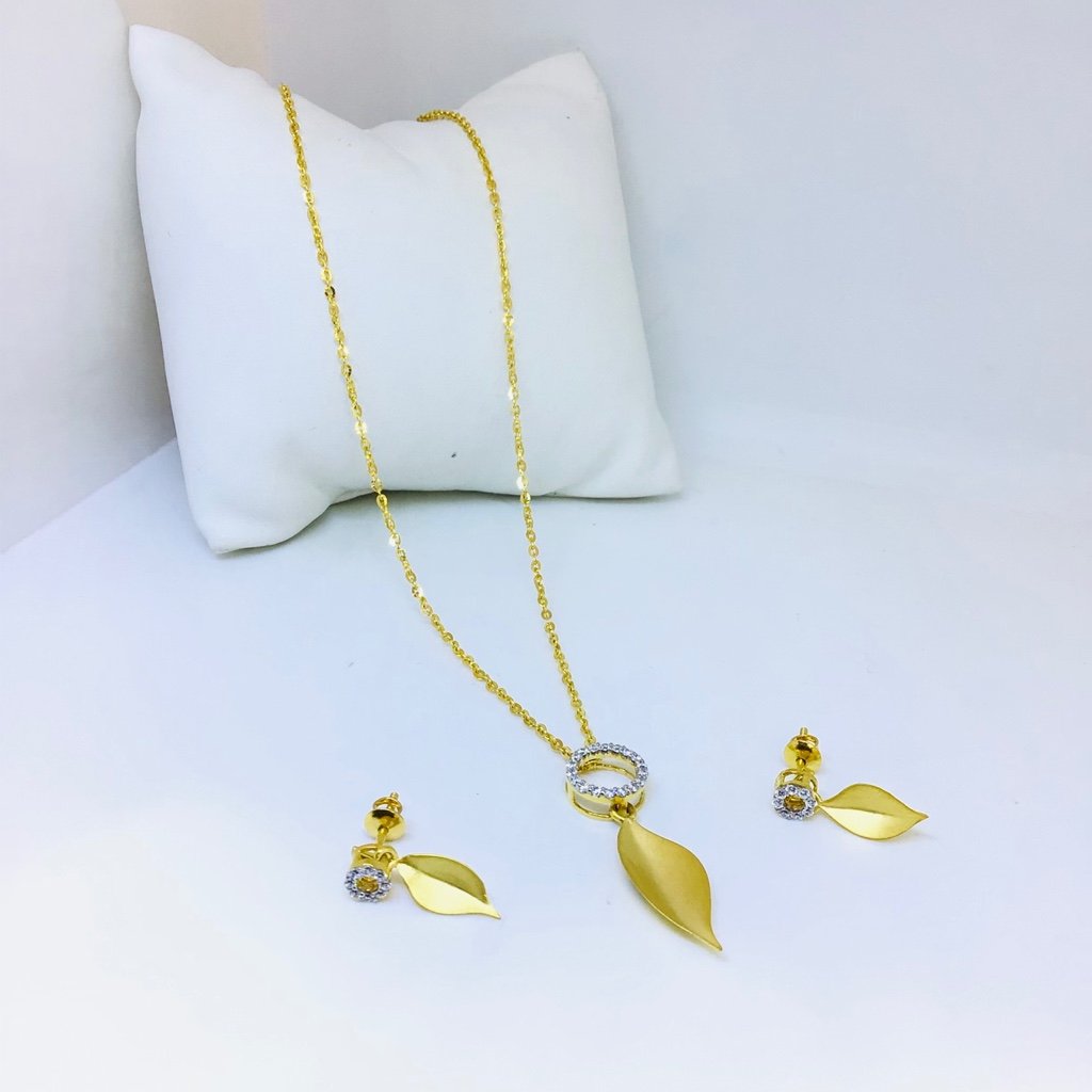 BRANDED FANCY GOLD SET