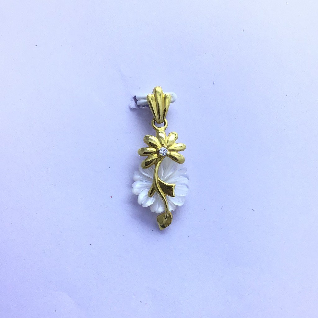 DESIGNING FANCY FLOWER PENDANT